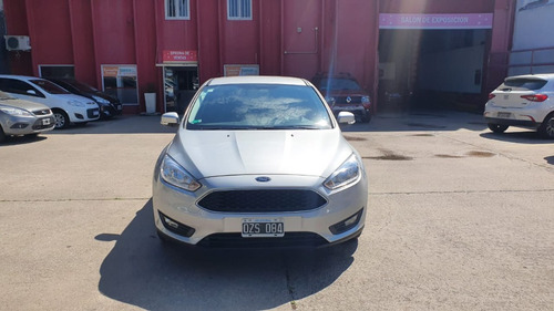 Ford Focus 1.6 5p S L/16 2015