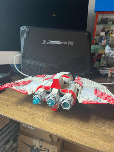Lego Star Wars Jedi T-6 Shuttle (Usado)