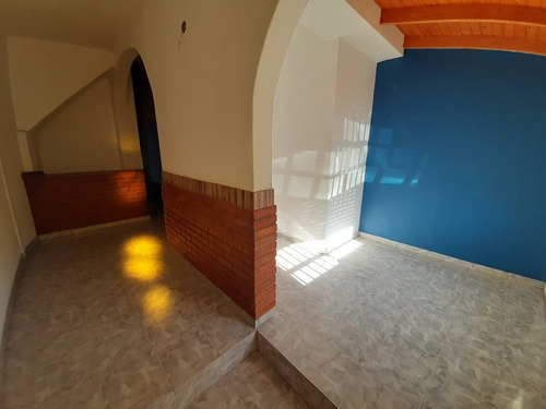 Imagen 2 de 11 de Casa Ph En Venta En Ituzaingo Norte