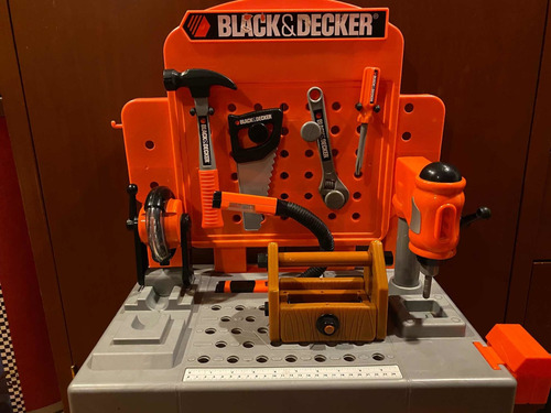Taller Black + Decker Junior A Batería Con Herramienta Extra (Usado)