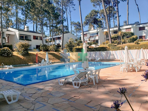 Imagen 9 de 9 de Vendo Apartamento 2 Dormitorios Roosevelt Mucamas Piscina