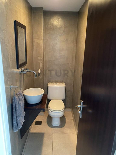 Venta Departamento Plaza Malvinas Dos Dormitorios