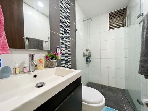 Imagen 11 de 22 de Venta Apartamento 3 Habitaciones Edificio Maseratti Crespo Cartagena