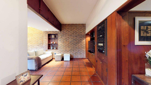Casa En Venta En La Plata