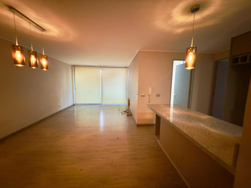 Diagonal Oriente/ Primer Piso (100439)