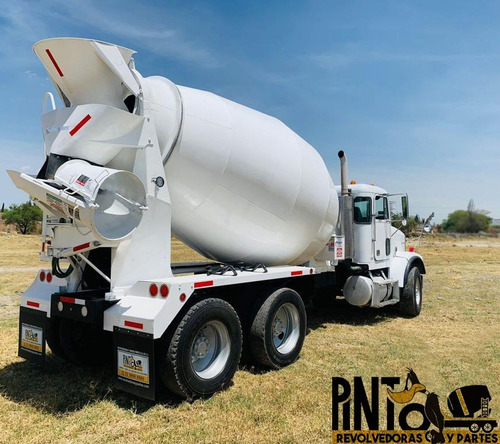 Camión Mezclador Freightliner 2005, Hidrostatico