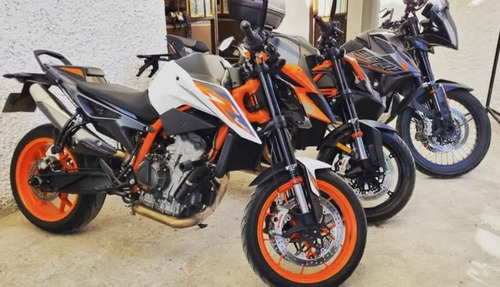 - Duke 890 R / Acepto Cambios - 2020 - 18,000 Kms - 1 Dueño