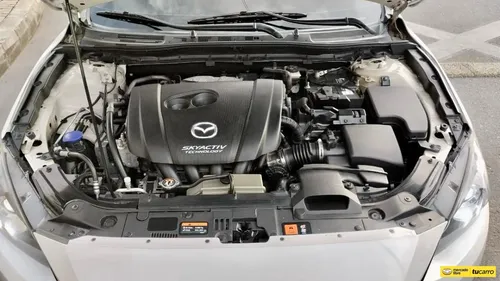 Mazda 3 2.0 Touring