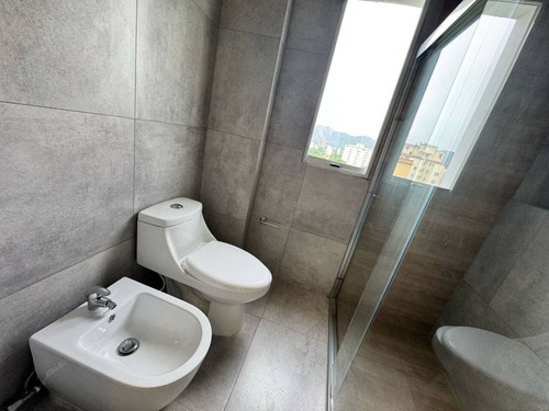 Se Alquila Apartamento En Urb. La Viña, Edificio Isla Dorada 281445