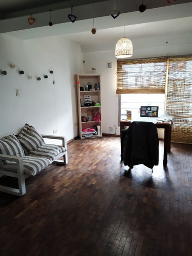 Imagen 1 de 11 de Departamento En Venta De 2 Dormitorios En Alberdi