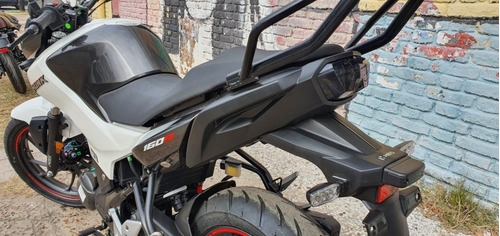 Imagen 9 de 17 de Hero Hunk 160r Kova Motorcycle Concesionaria Oficial Lanus