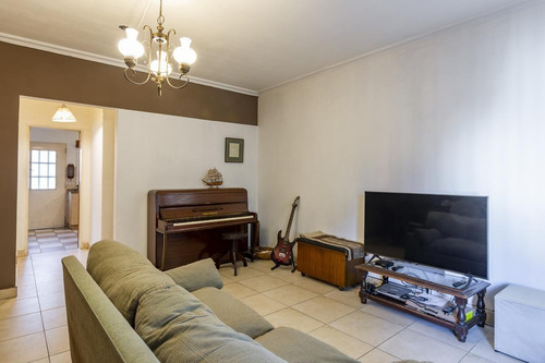 Venta - Ph Duplex Tipo Casa 5 Ambientes Con Cochera Y Pileta - Villa Adelina, San Isidro