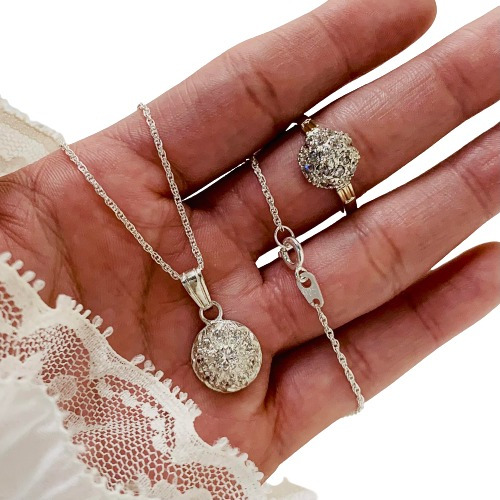 Conjunto Anillo, Cadena Y Dije Frutillita Blanco Kit 075-2