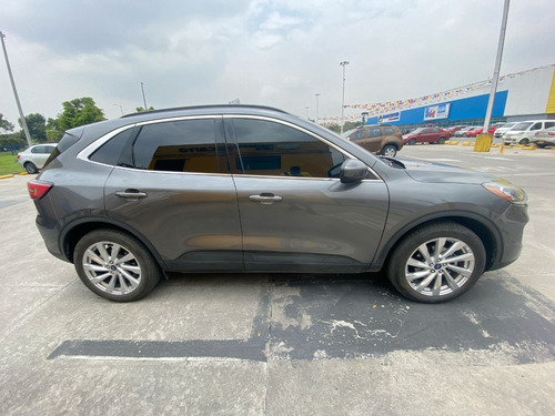 Imagen 10 de 25 de Ford Escape Titanium Hev