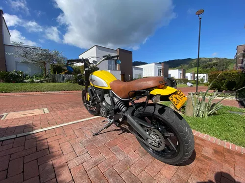 Ducati Scrambler Icon 800