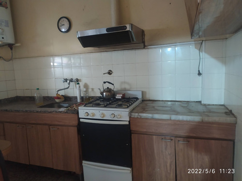 Imagen 5 de 10 de Venta De Ph 3 Ambientes Al Frente. Con Terraza Propia