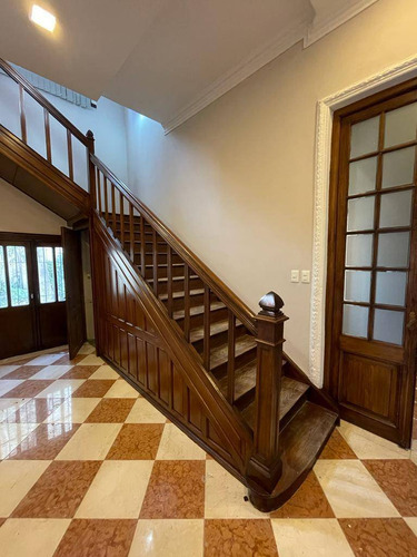Venta Casa Con Renta Sobre Avenida 19 De Abril Usd 440000