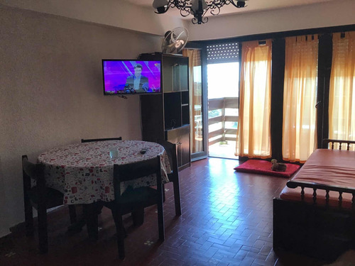 Imagen 2 de 14 de Departamento En Pinamar Frente Al Mar Para 4 Personas
