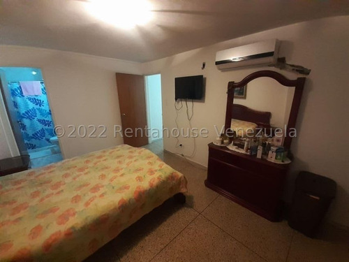 Imagen 11 de 12 de Apartamento En Venta, Ubicado En Urb. El Centro, Maracay 22-18405