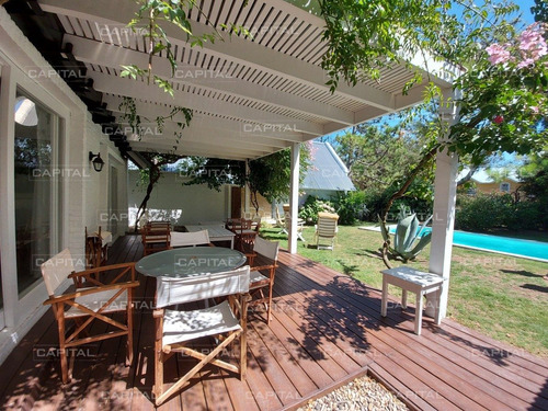 Excelente Oportunidad En Venta!! Casa Con Pileta En La Barra.-ref:30109