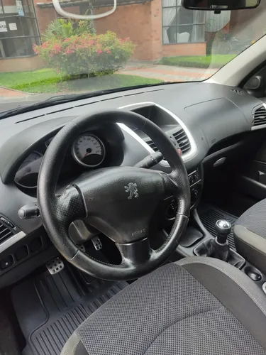 Peugeot 207 1.6 Compact