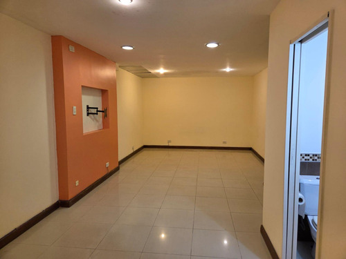 Departamento En Venta. Oportunidad A Mts Del Hospital Fernandez