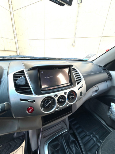 Mitsubishi L200 3.2 Cab Doble 4wd Gls Mt Airbag-abs