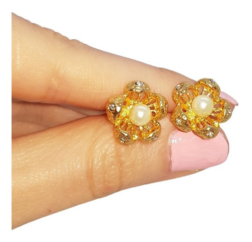 Aros Perla En Flor Con Cubics Para Mujer Enchapado En Oro