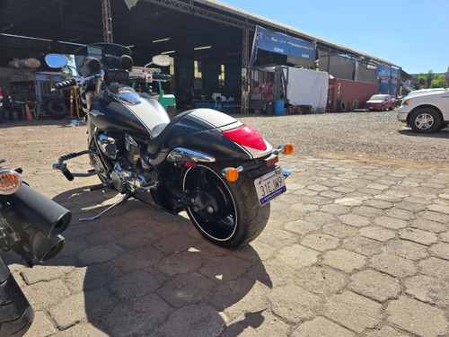 Suzuki M109r 2011 Boulevard