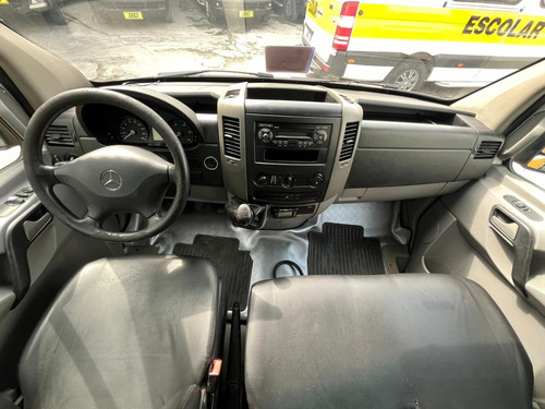 Mercedes-Benz Sprinter Van 311 Escolar 28 Lugares Ônibus
