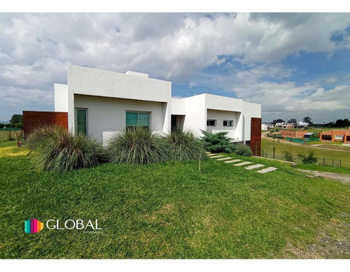 Casa - Los Nogales