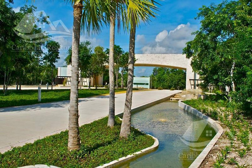 Terreno En Venta En  Cancún Country Club Kny5511