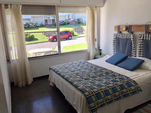 Casa En Punta Del Este Vista Al Mar La Mansa.alquiler -venta
