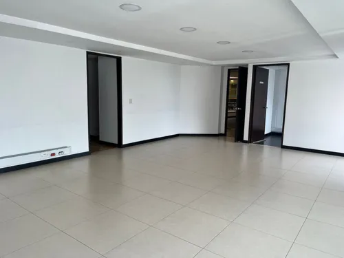 Oficina En Arriendo En Batán. Cod A16705