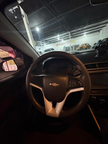 Chevrolet Onix Onix 1.0 mt lt