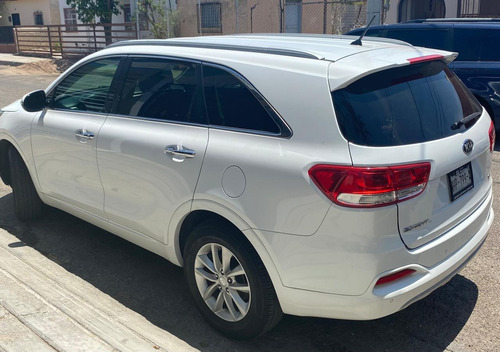 Kia Sorento 2.4 Lx At