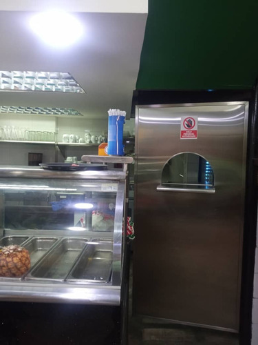 Venta Fondo De Comercio Pizzeria Activa, Full Equipada. Los Chaguaramos Ubicación Muy Transcurrida. Yy