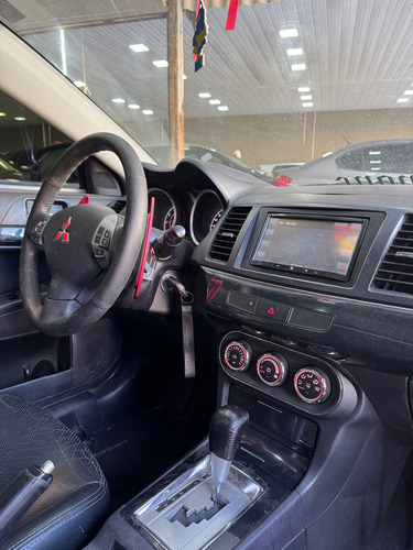 Mitsubishi Lancer 2.0 Cvt 4p