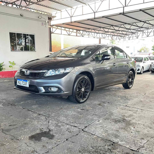 Imagem 3 de 15 de Honda Civic 1.8 Lxl 16v Flex 4p Automático