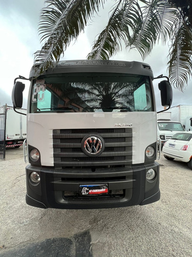 Imagem 2 de 11 de Volkswagen 24-280