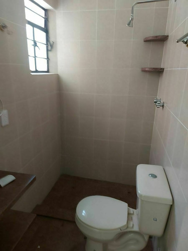 Imagen 4 de 25 de Casa De 220m2 , Excelente Distribución,zona Vallejo