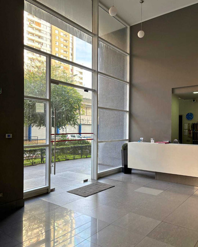 Arriendo En Metro U De Chile Depto 2d/2b/bod (95244)