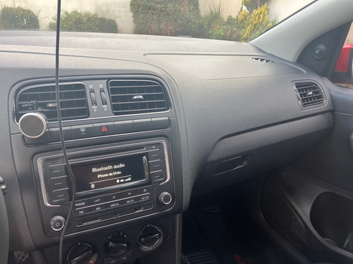 Volkswagen Vento 1.6 Confortline At