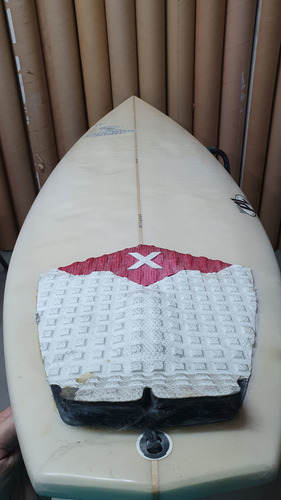 Imagem 3 de 4 de Prancha Usada Caiçara Surf 5'8 X 19 X 2,37