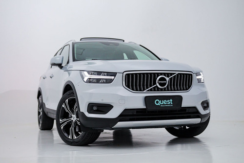 Volvo XC40 INSCRIPTION HIBRIDO