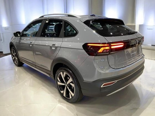 Volkswagen Nivus 1.0 200 TSI TOTAL FLEX HIGHLINE AUTOMÁTICO