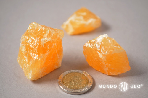 Imagen 2 de 2 de Piedra Calcita Naranja En Bruto