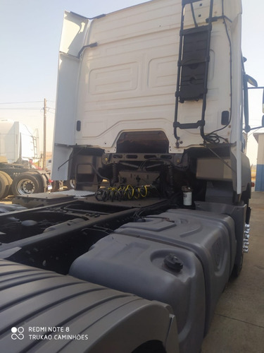Imagem 2 de 4 de Mercedes Benz Axor 2644
