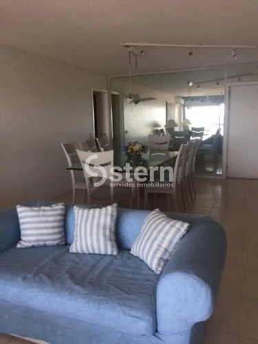 Venta Apartamento 3 Dormitorios, Playa Mansa, Punta Del Este- Ref: 33