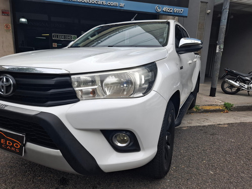 Toyota Hilux Pick-Up 2.8 Cd Sr 177cv 4x4